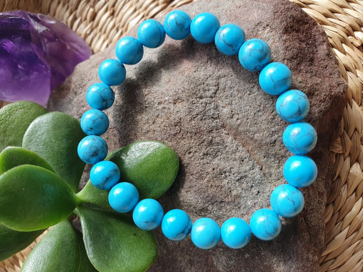 Blue store howlite bracelet